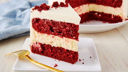 Red Velvet Cheesecake 