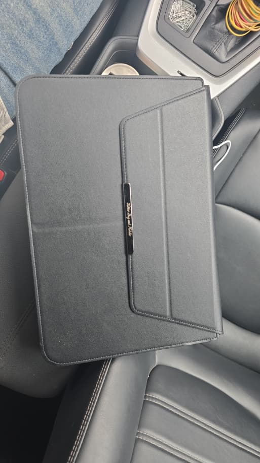 💻M2 Sac en cuir Protège PC Support 3 en 1  taille 13" 14" 15" 16"17" pouces ✅ Design professionnel et épuré ✅ Surface antidérapante + tapis de souris intégré _4
