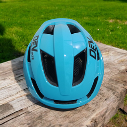 DEVIATE Aero-Vent Cycling Helmet – Style, Comfort, and Protection Fused