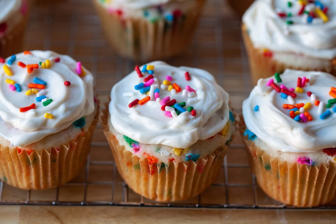 Vanilla Confetti Cup Cakes