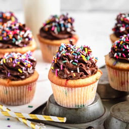 Vanilla Confetti Cup Cakes