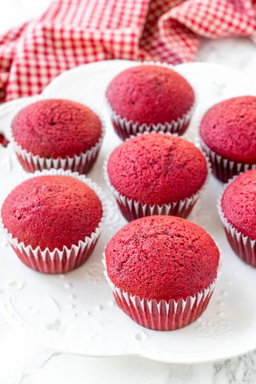 Red velvet cupcakes 