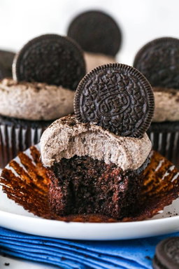 Chocolate Oreo cupcakes