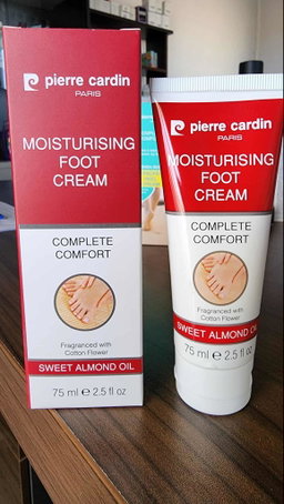 PIERRE CARDIN PARIS - Crème hydratante pour les pieds