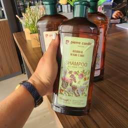 PIERRE CARDIN PARIS SHAMPOING POUR TOUS TYPES DE CHEVEUX 750 ml