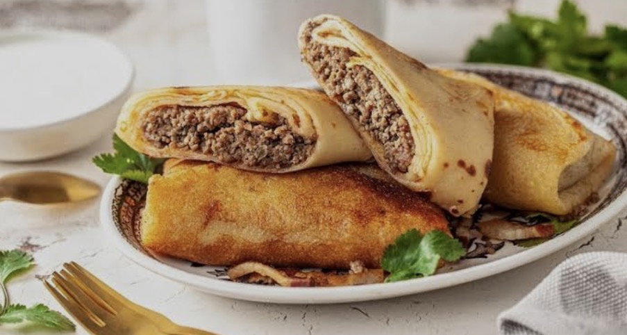 Crêpes fourrées à la viande hachée 