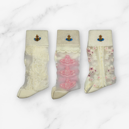 [20006] - 3 Pairs Women’s Sheer High-Cut Crew Socks – Breathable Floral Motifs