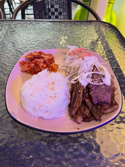 LA GALBI (Korean-style short ribs)