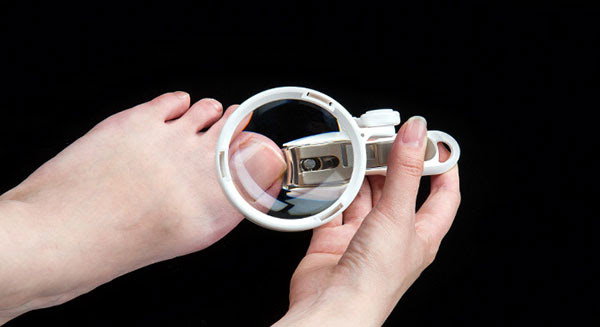 Nail Clipper with Magnifier_3