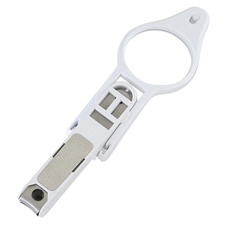 KAI LED Magnifying Glass Nail Clippers_2