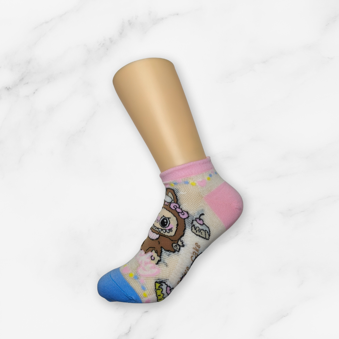 [10040] - 3 Pairs Women's High-Cotton Low-Cut Ankle Socks – Breathable, Assorted Graphic Motifs & Everyday Comfort_9