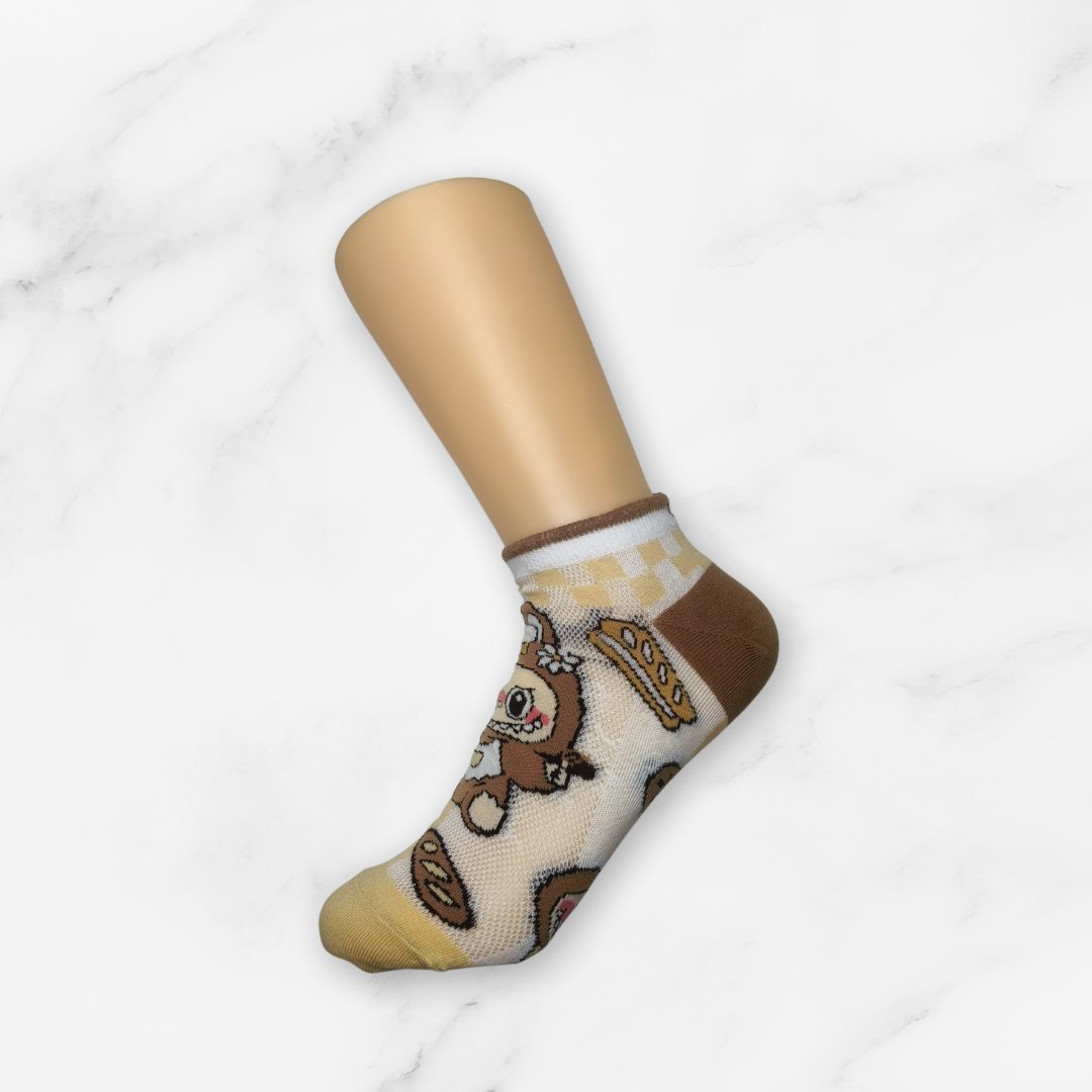 [10040] - 3 Pairs Women's High-Cotton Low-Cut Ankle Socks – Breathable, Assorted Graphic Motifs & Everyday Comfort_7