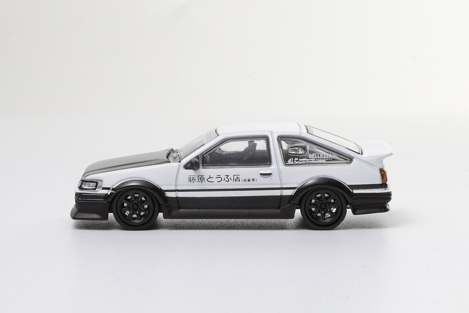 DCT MODEL 1/64 TOYOTA AE86 - WHITE/BLACK_2