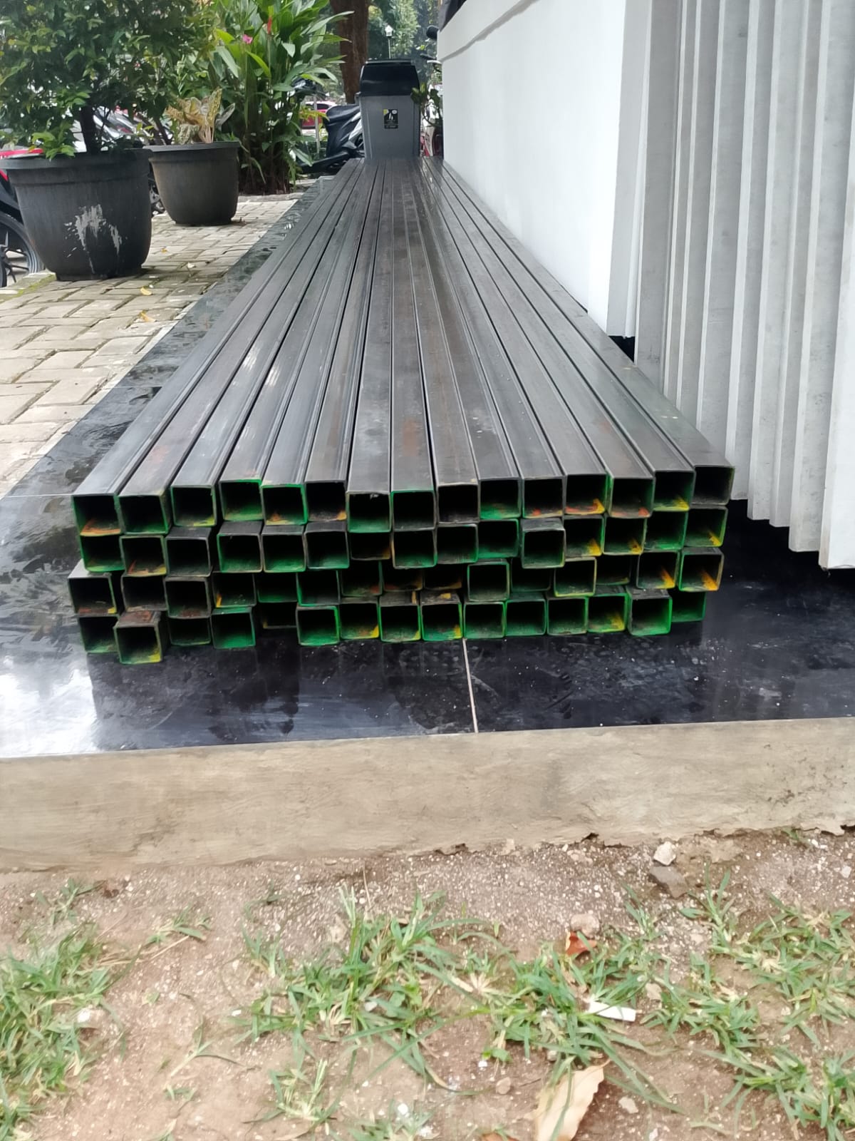 Hollow Besi 40x40_2