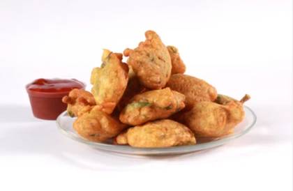 Full Chicken, Bhajia (4), Soda 2l_0