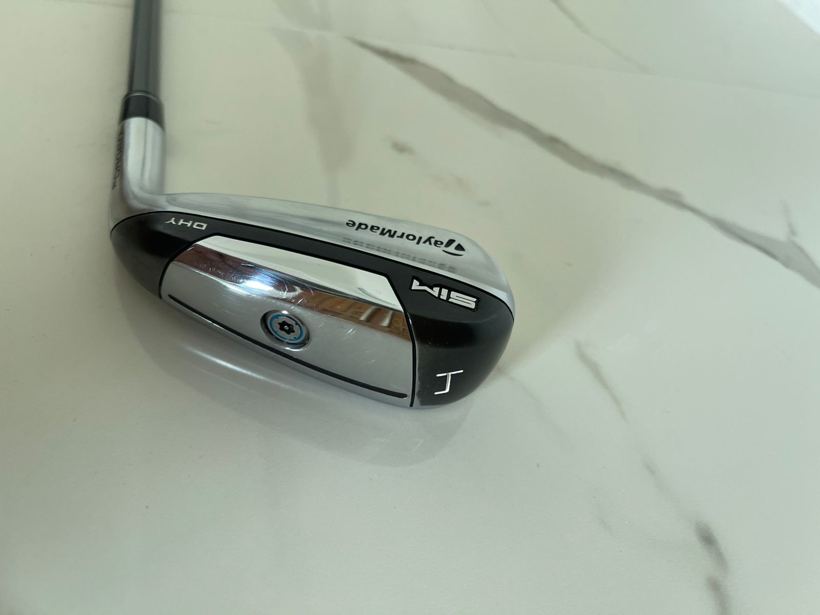 Taylormade SIM DHY 4 Iron_1