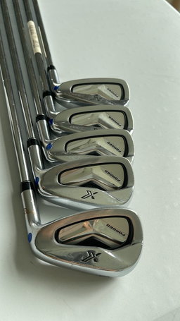 XXIO EKS5S Iron Set