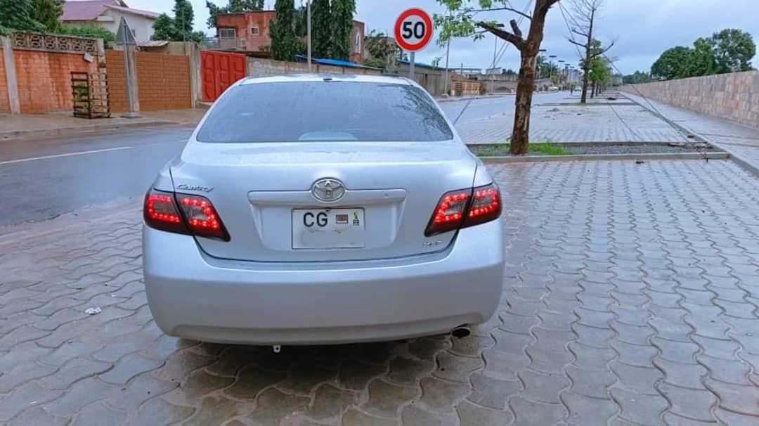 TOYOTA CAMRY XLE_5