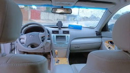 TOYOTA CAMRY XLE