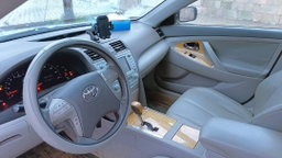 TOYOTA CAMRY XLE