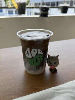 Iced Hojicha Latte