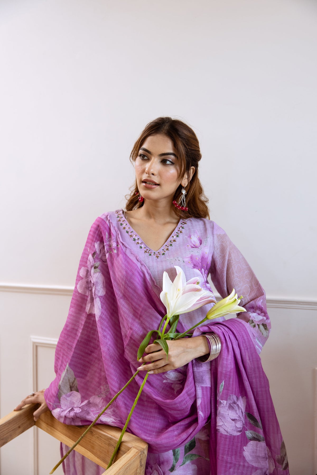 Lavender Organic Linen Kurta Pant and Dupatta Set_5