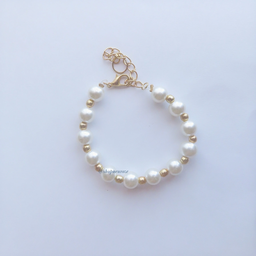 Classic Pearl Bracelet