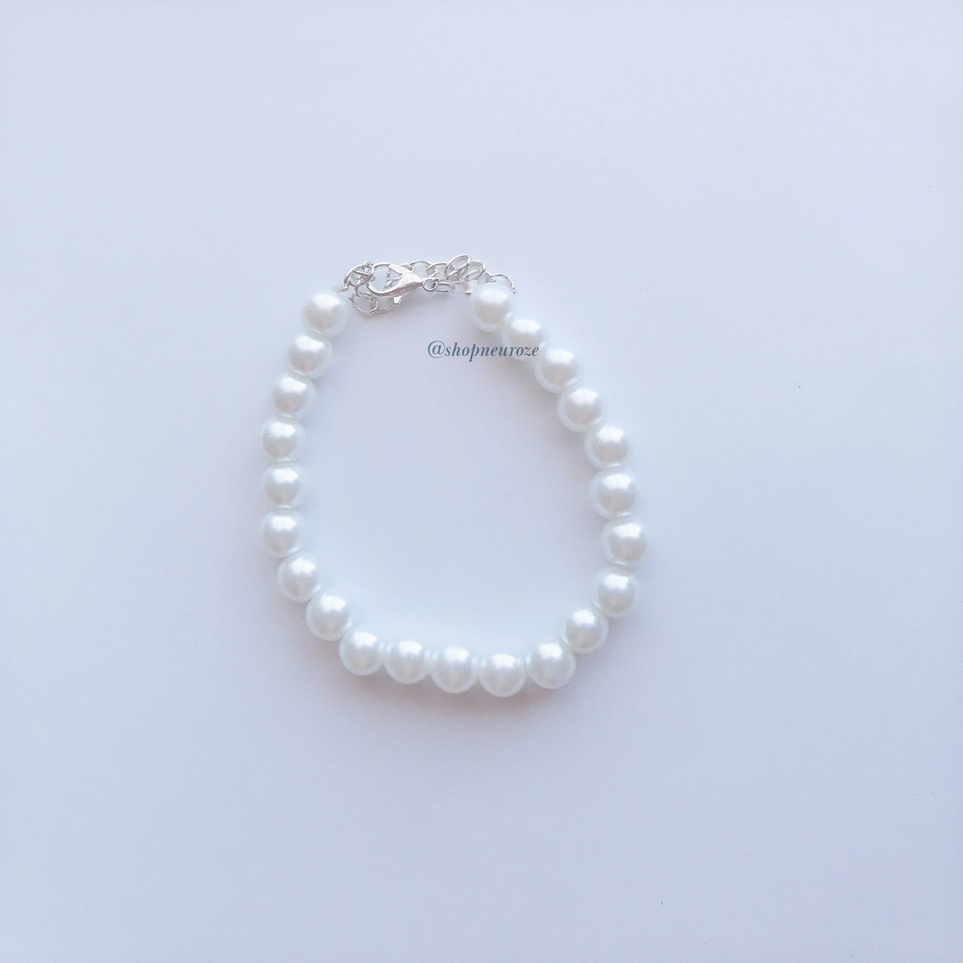 Classic Pearl Bracelet