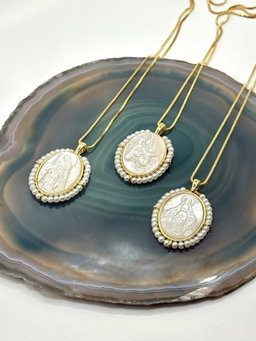 Medallas de la Virgen María