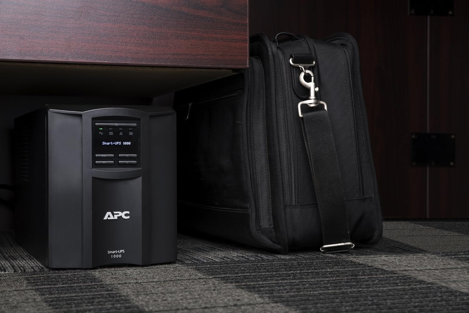 APC 1000VA Smart UPS with SmartConnect, SMT1000C Sinewave UPS Battery Backup, AVR, 120V, Line Interactive Uninterruptible Power Supply_3