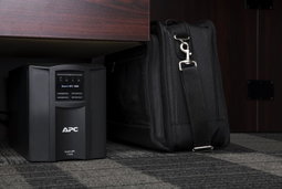 APC 1000VA Smart UPS with SmartConnect, SMT1000C Sinewave UPS Battery Backup, AVR, 120V, Line Interactive Uninterruptible Power Supply