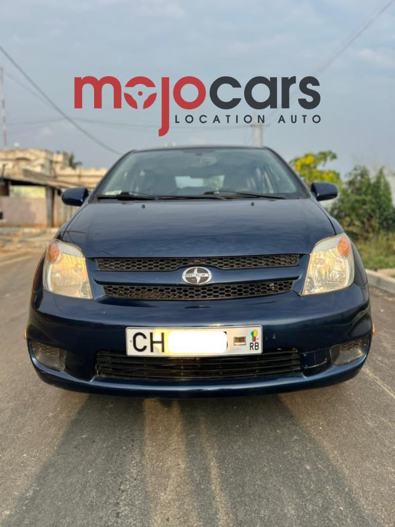 TOYOTA SCION XA_2