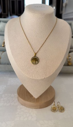 Trynie set ( Collier + Boucle d'oreille)