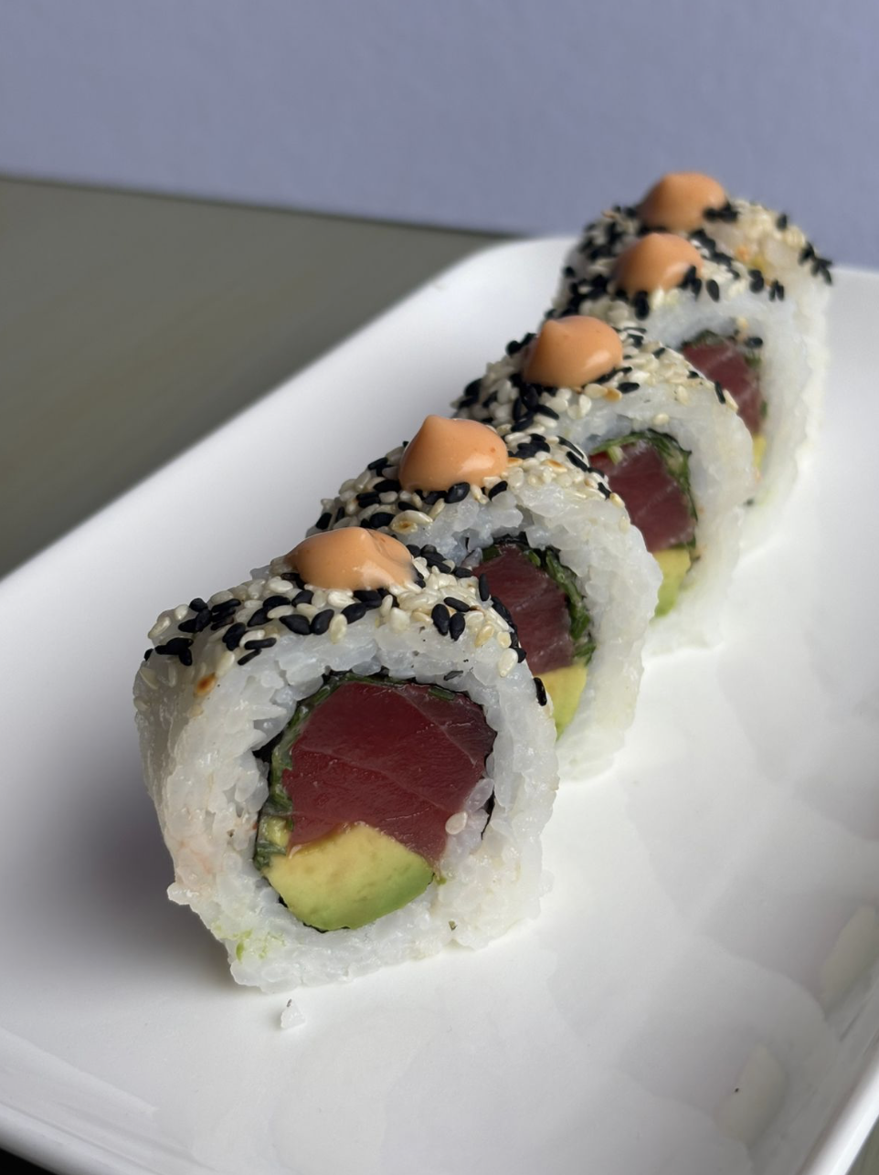 Spicy tuna roll_0