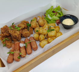 S7. Intérieur Snack Plater 炸物拼盤