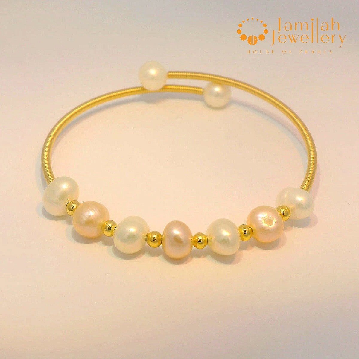 White Peach Pearl Bangle