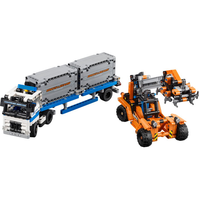  LEGO Technic  LEGO Container Yard Set 42062_2