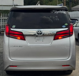 Toyota Alphard 2018