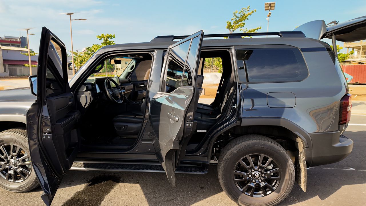 TOYOTA LAND CRUISER 2024_1