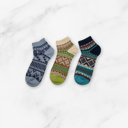 [10234] - 3 Pairs Women’s Low-Cut Cotton Socks – Trendy, Breathable & Casual 