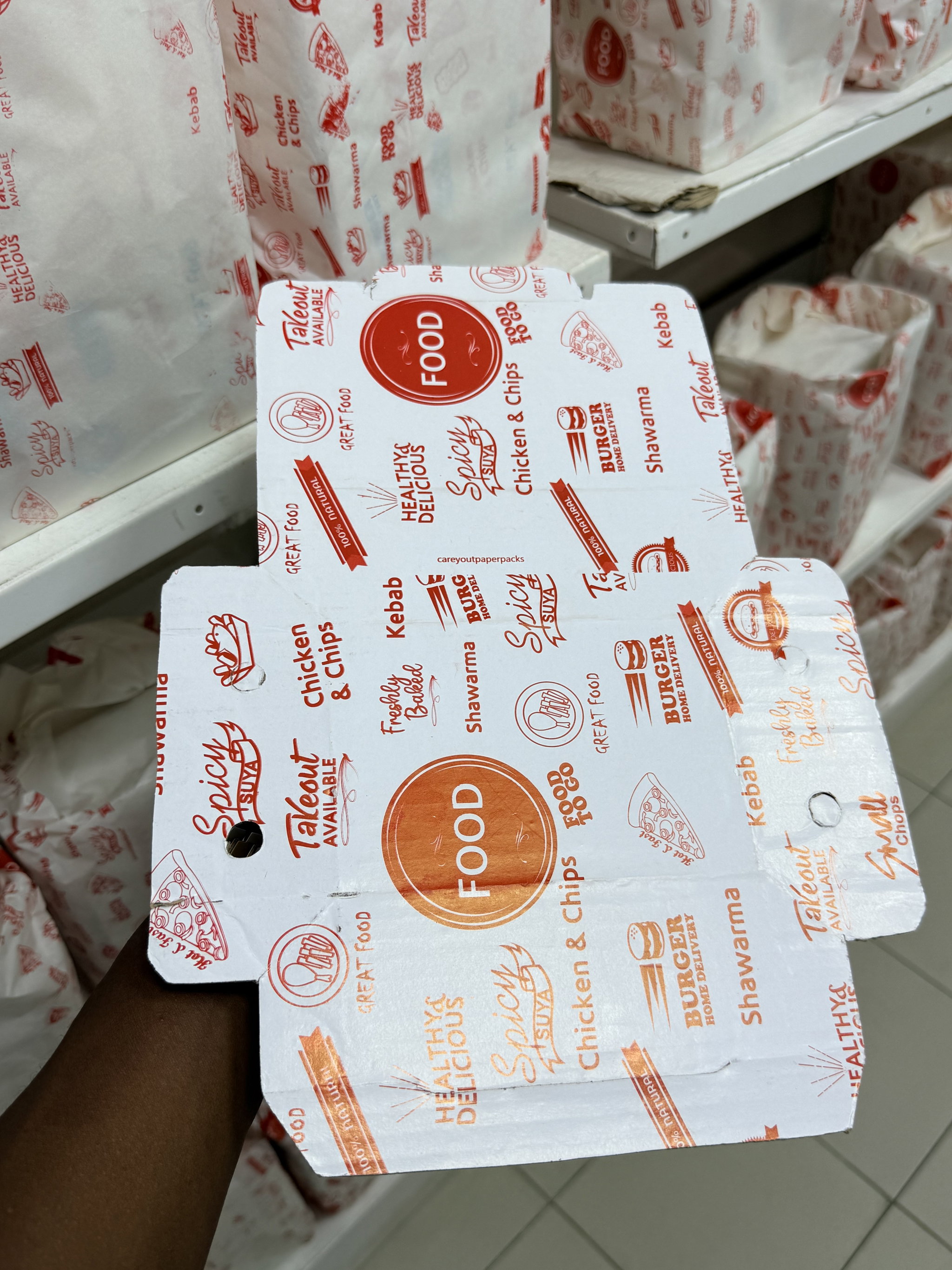 CATERING PLATTER BOXES  ( Top 7.8” x 5 , Base 5.8” x 4 Height 2.5”) “FOOD TO GO - WHITE / RED WITHOUT WINDOW _1