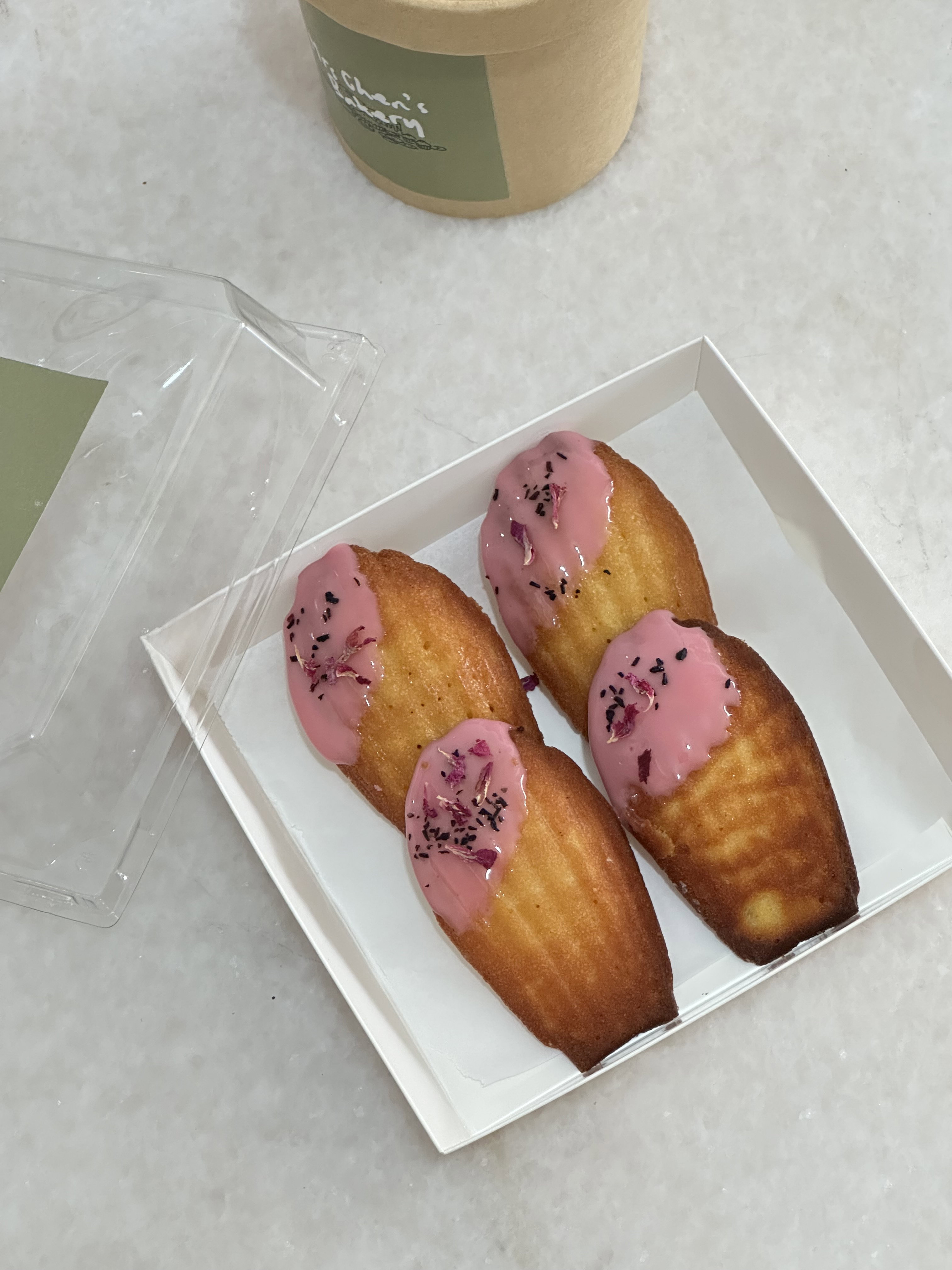 Lychee with Hibiscus Glaze Madeleines box of 4