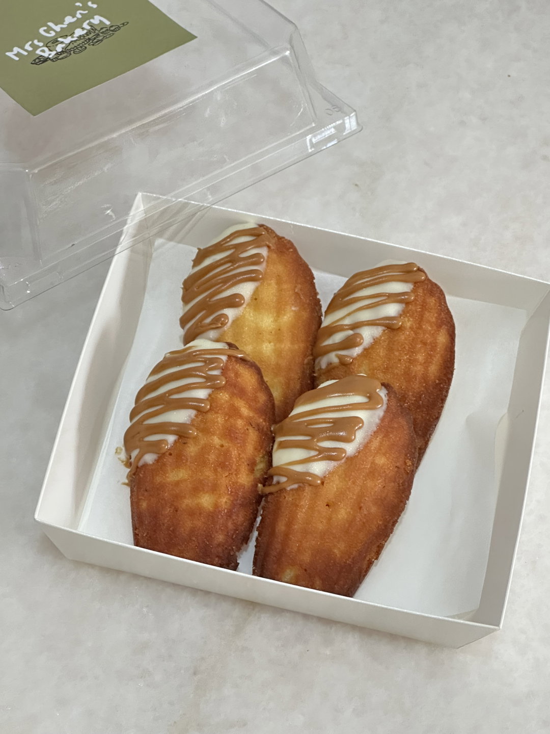 Lemon Biscoff Madeleines box of 4 