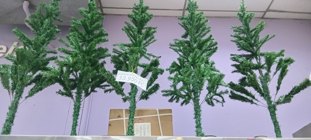 Christmas très 300 branches 1.8m