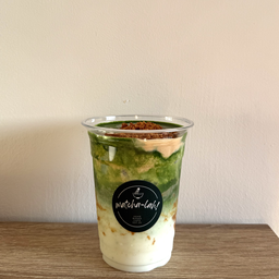 Cookie Butter Cream Matcha Latte 🍪