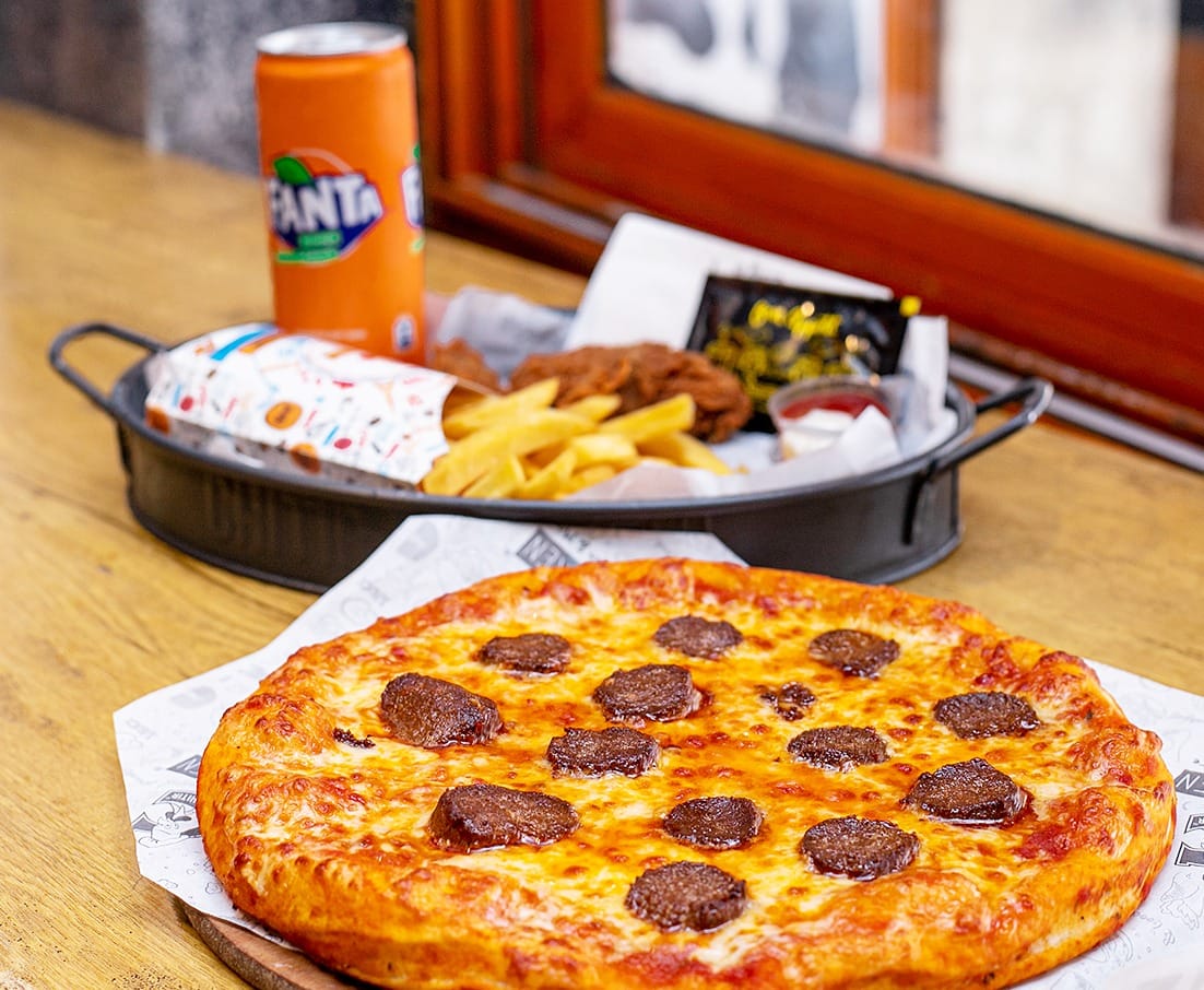 Sucuk Pizza Menu_0