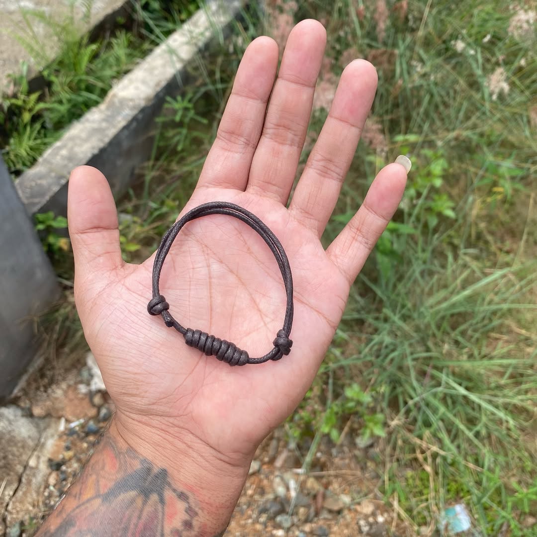 gelang hitam_0