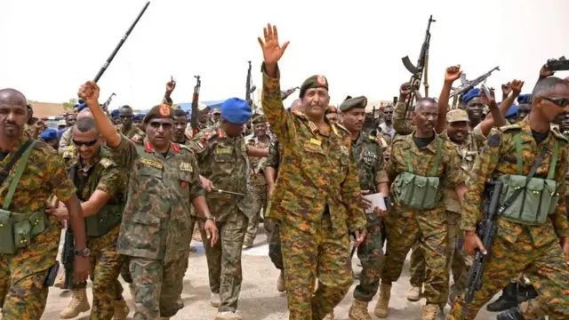 In Ka badan 100 rayid ah oo duqeyn lagu dilay dalka Sudan_0