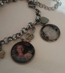Photo charm bracelet 