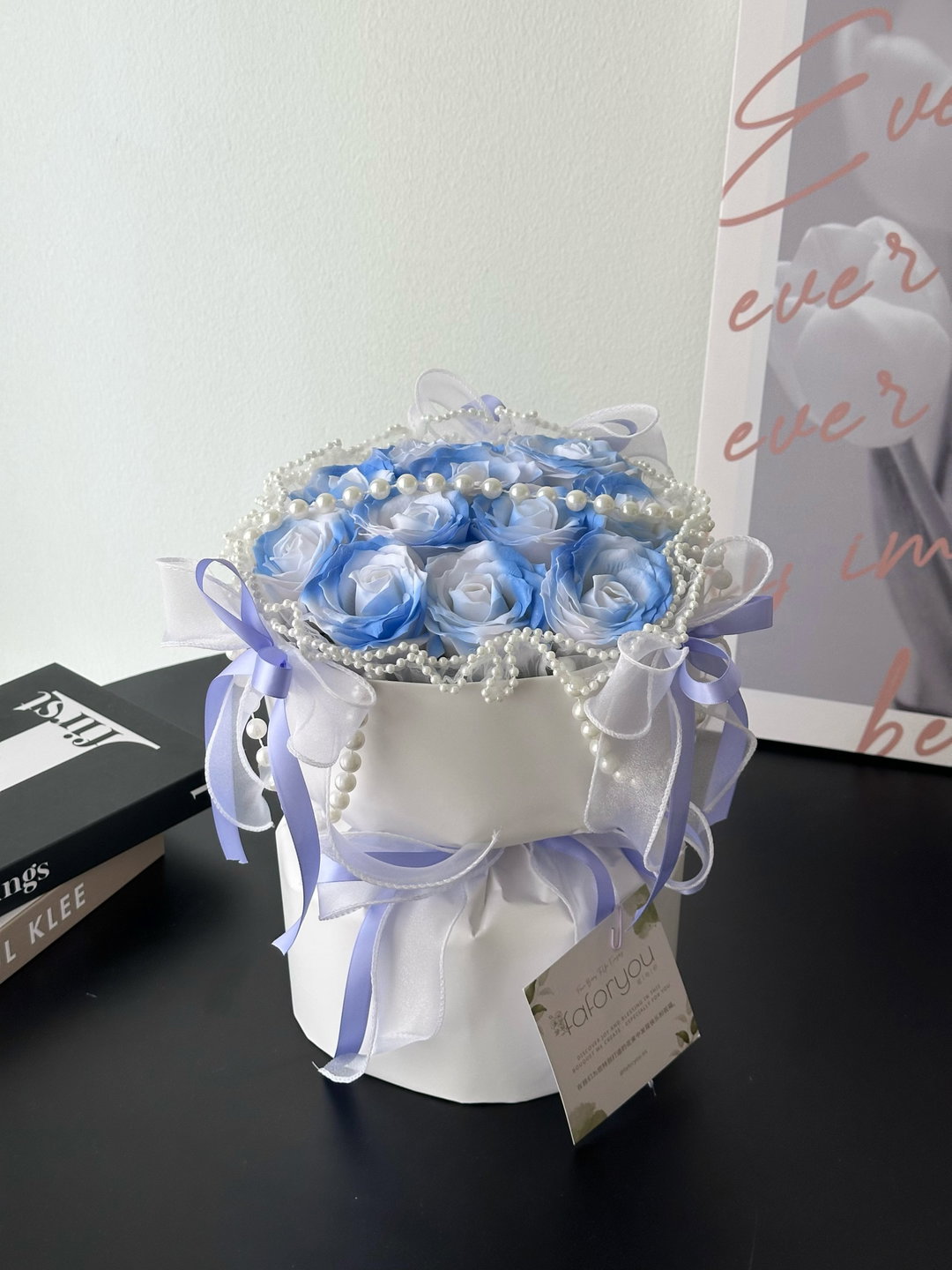 11 Stalk Ballet Style Soap Rose Round Bouquet 
